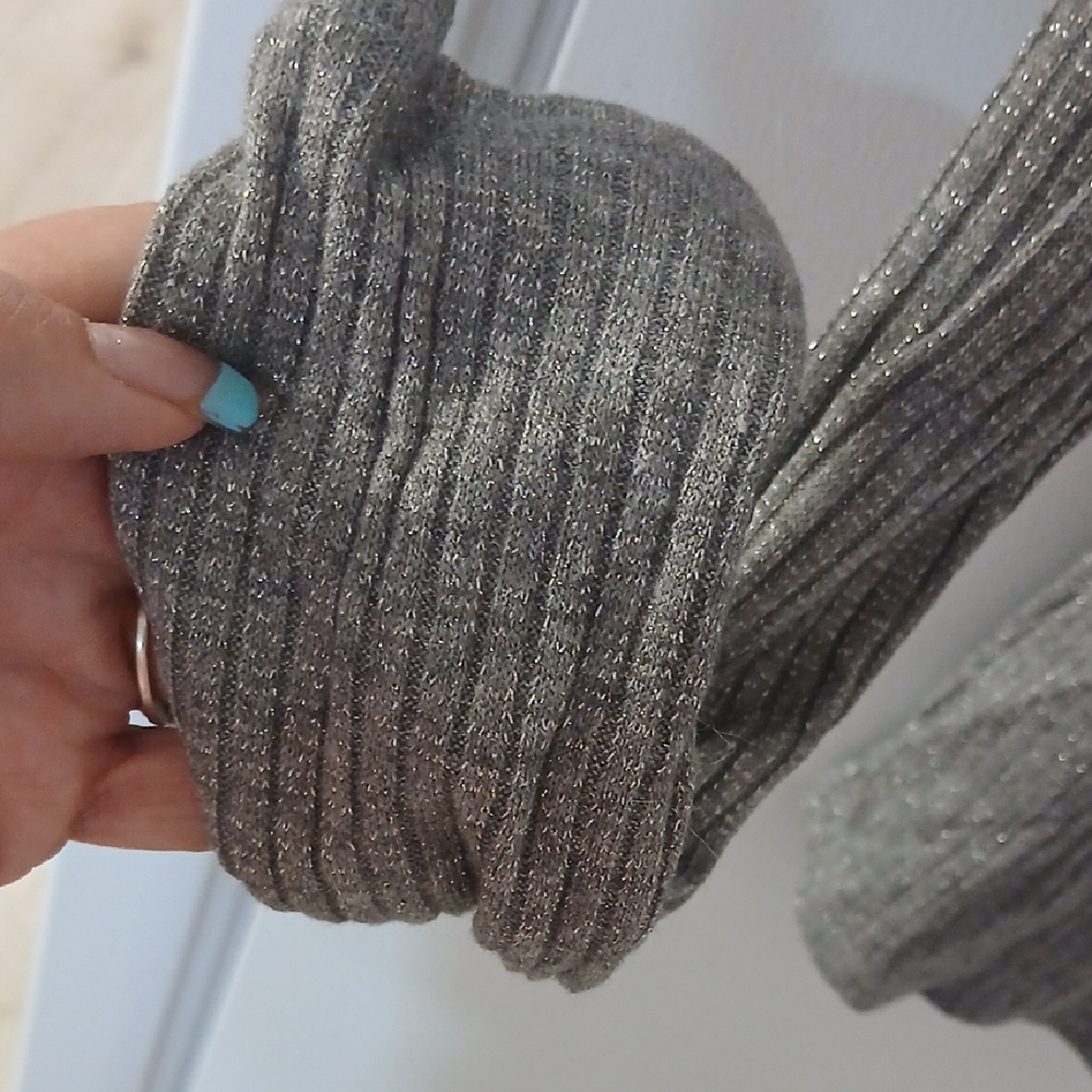 Old Navy Metallic Gray Ribbed Blouse - Picture 5 of 6